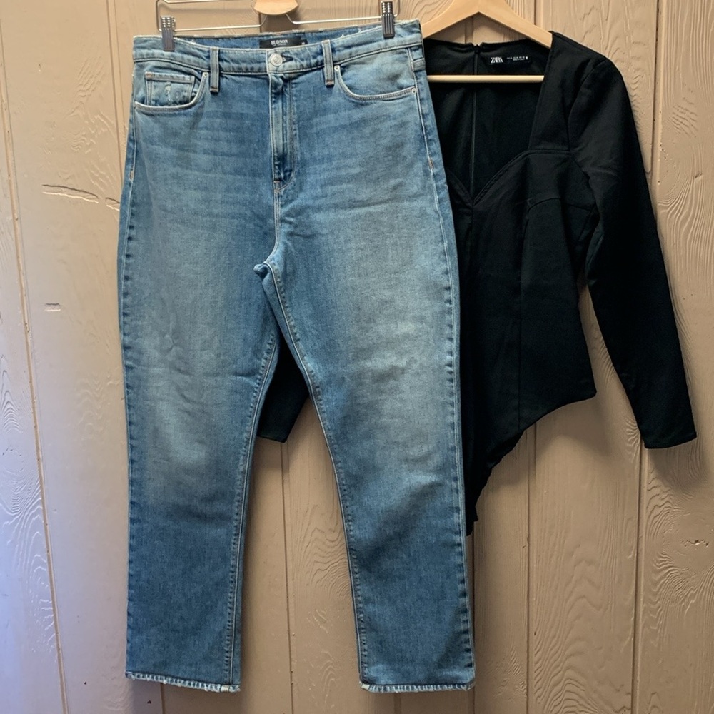 Hudson Jeans - Picture 13 of 14